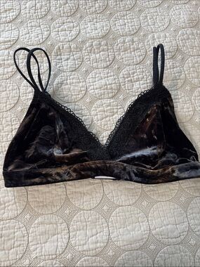 Velvet Lace Trim Bralette - Black